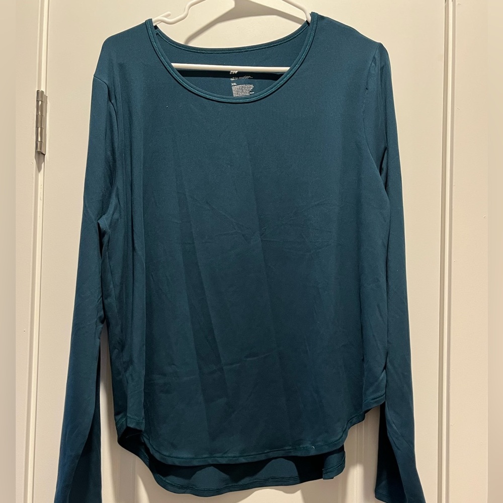 All in Motion long sleeve
